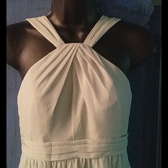 David's Bridal Dress. - Picture 2 of 5